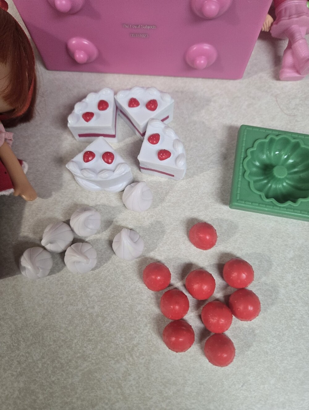 Strawberry Shortcake Toy Bundle - Picture 16 of 16
